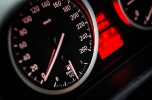 velocidad y la gasolina